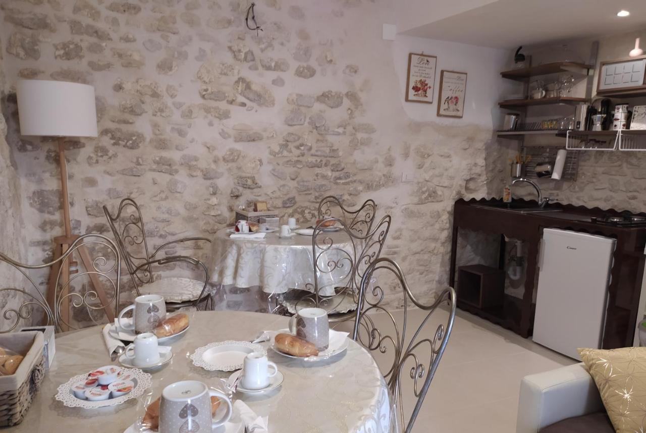 Il Viandante Bed and Breakfast Sulmona Buitenkant foto